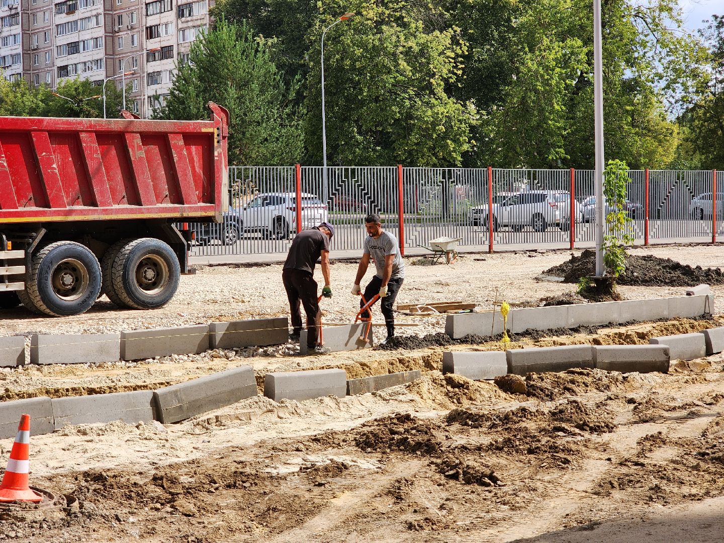 Чехов, улица Лопасненская, благоустройство двора, формирование комфортной городской среды, парковки, проезды, тротуары,