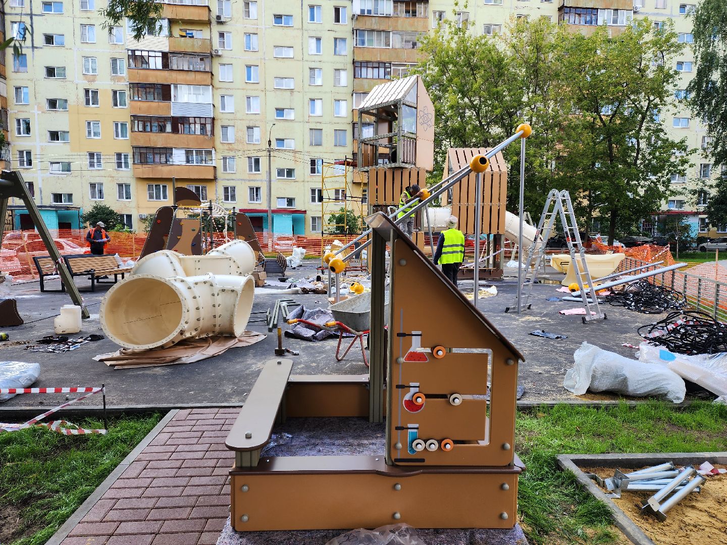 раменское, благоустройство, детская площадка на Гурьева 9,