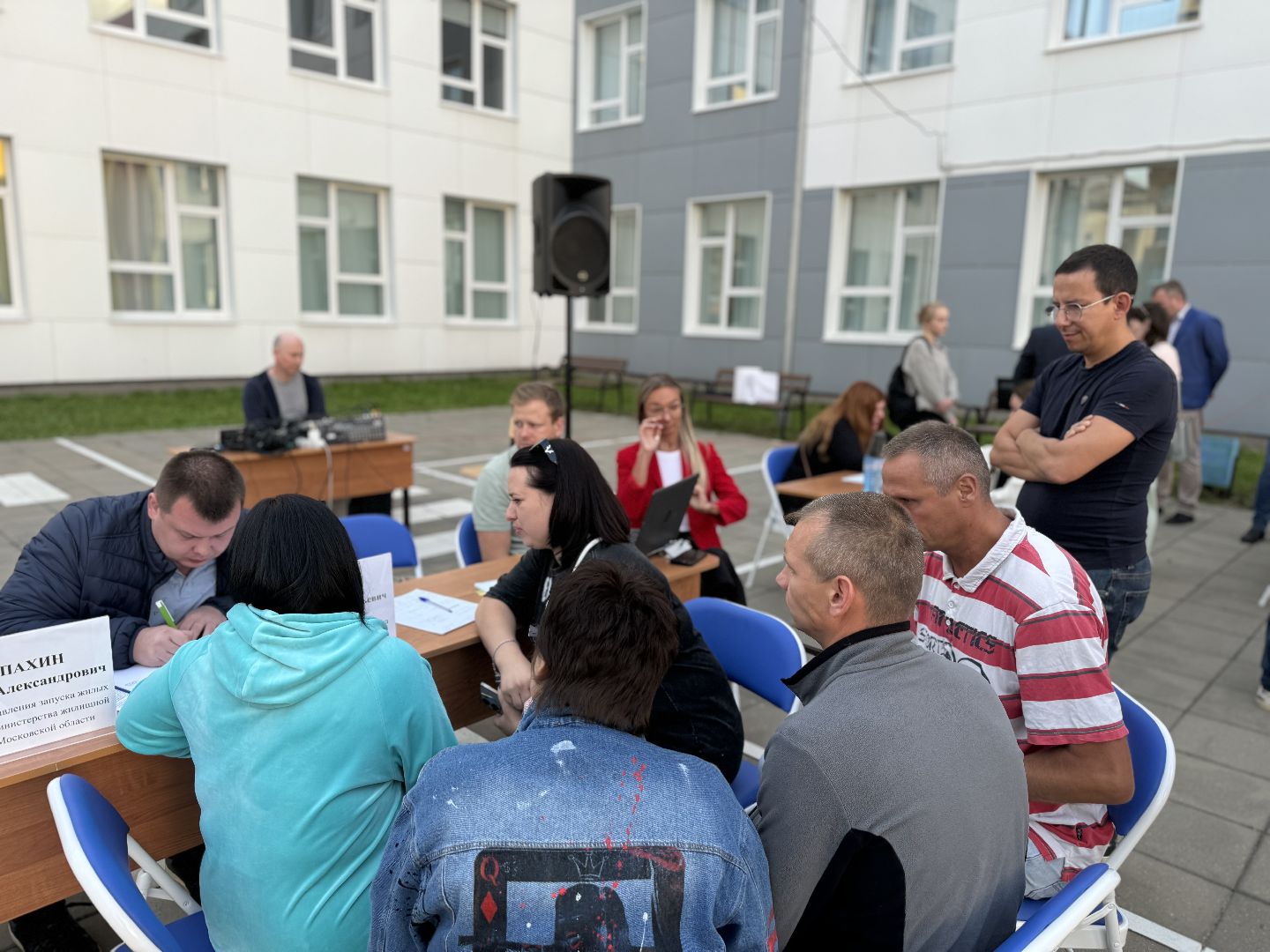 выездная администрация, глава ленинского городского округа, реконструкция детской площадки, жители ленинского округа,