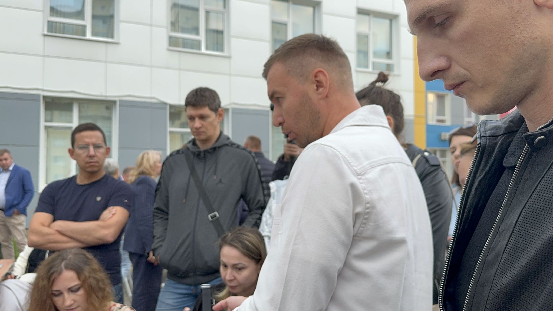 выездная администрация, глава ленинского городского округа, реконструкция детской площадки, жители ленинского округа,