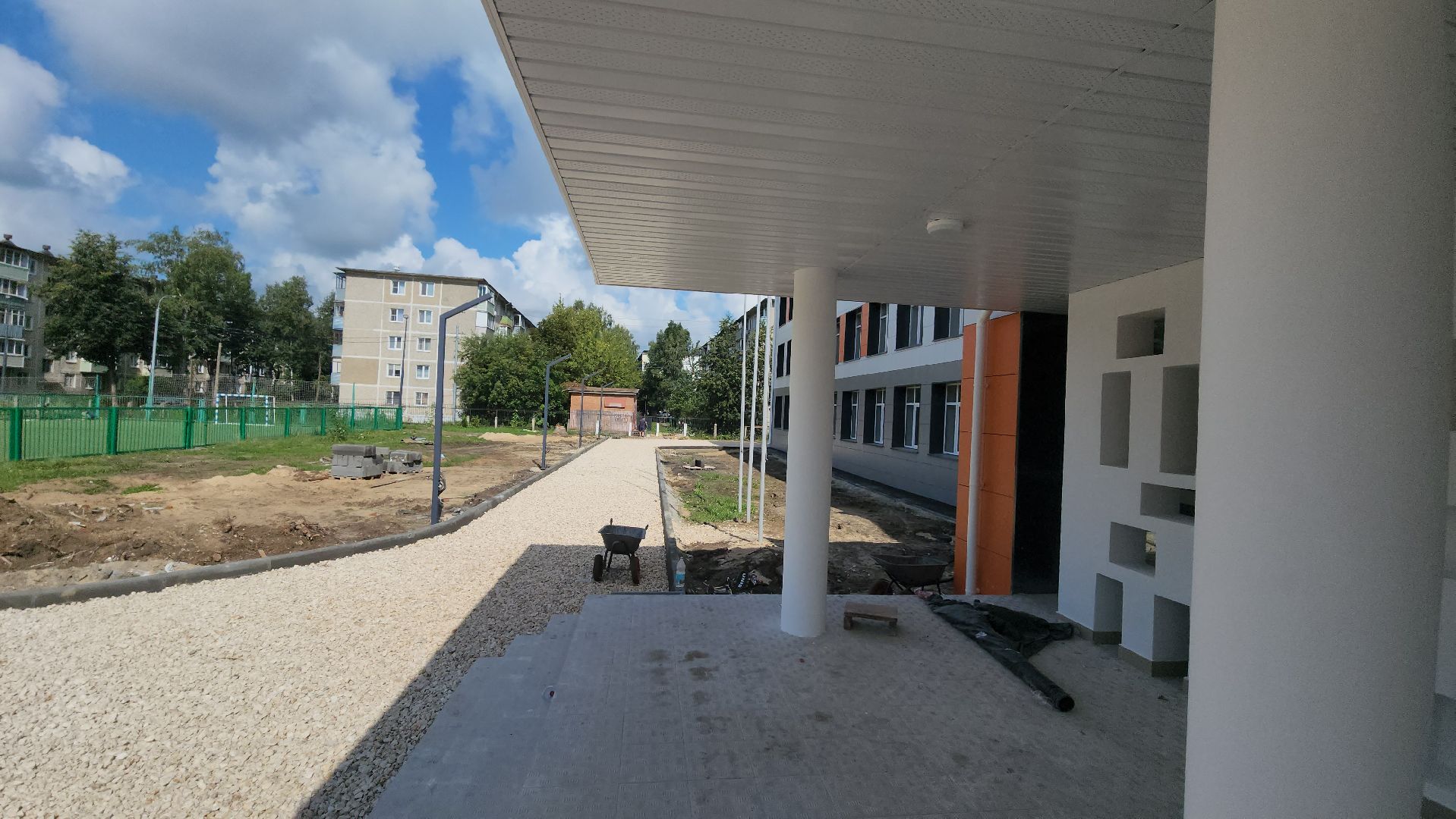 серпухов, улица космонавтов, школа 16, капитальный ремонт, входная группа,