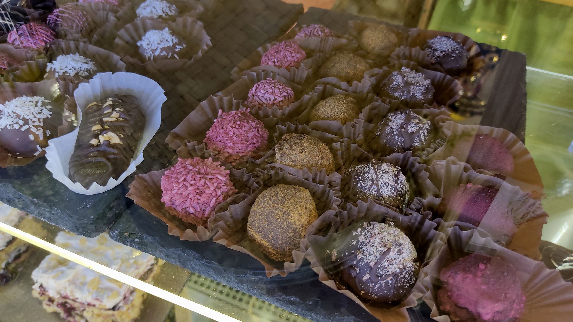 Лобня, экономика, кофейня