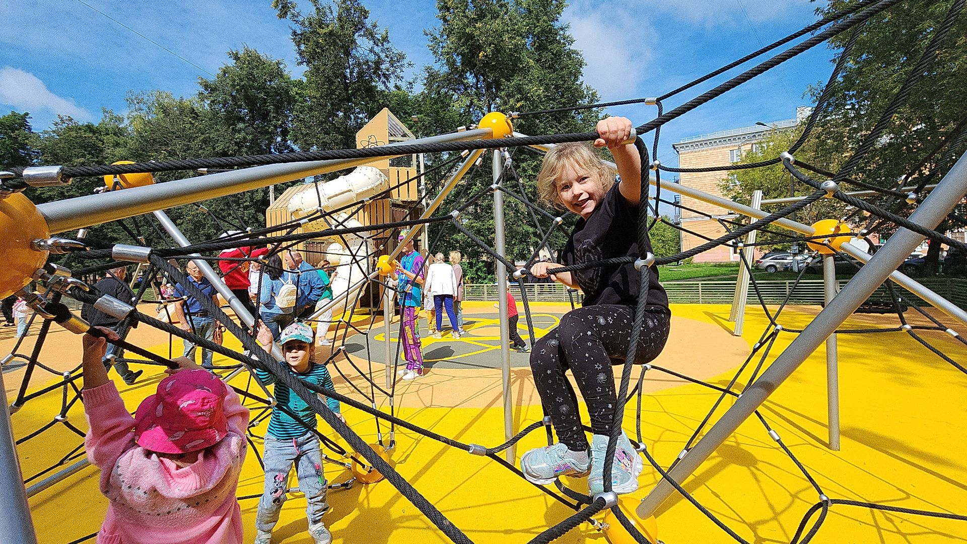 детская площадка, детская игровая площадка, детская игровая площадка губернатора, электросталь, дети, программа губернатора, программа губернатора мо,