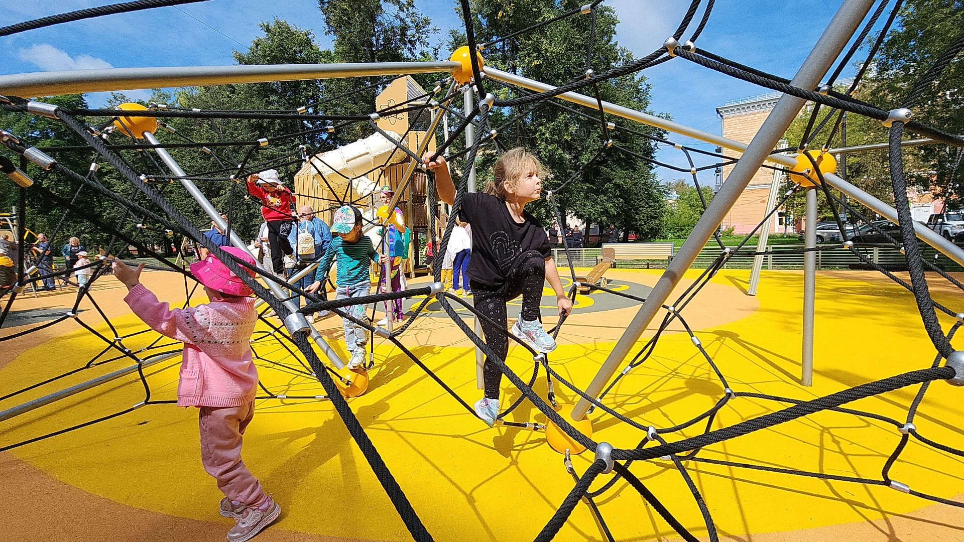 детская площадка, детская игровая площадка, детская игровая площадка губернатора, электросталь, дети, программа губернатора, программа губернатора мо,