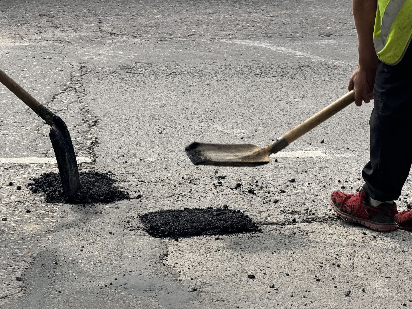 ямочный ремонт, ямочный ремонт дорог, шаховская,