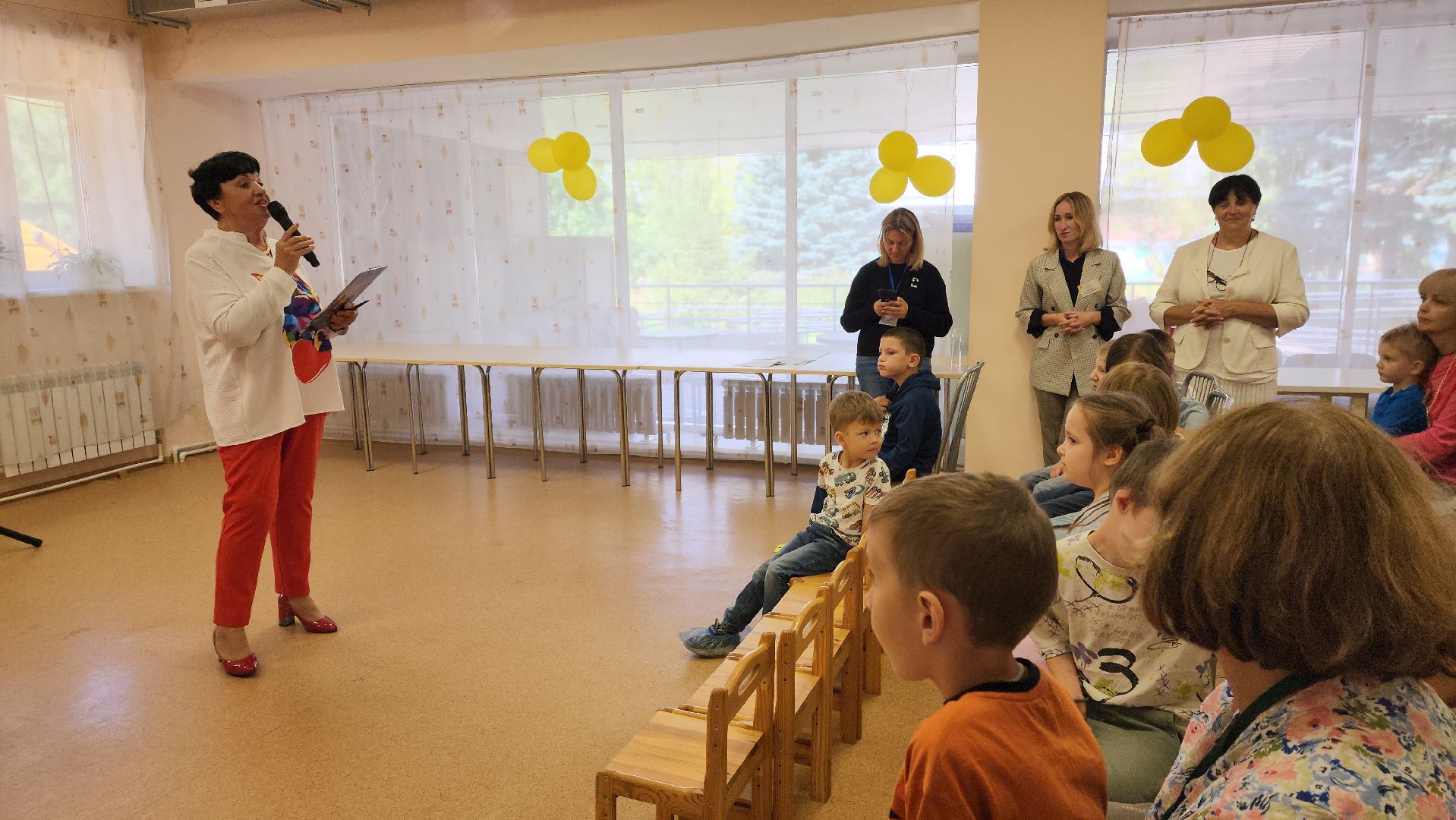 ивантеевка, медовый спас, театральная студия, дети, дети с овз, спектакль, песни, центр социального обслуживания,