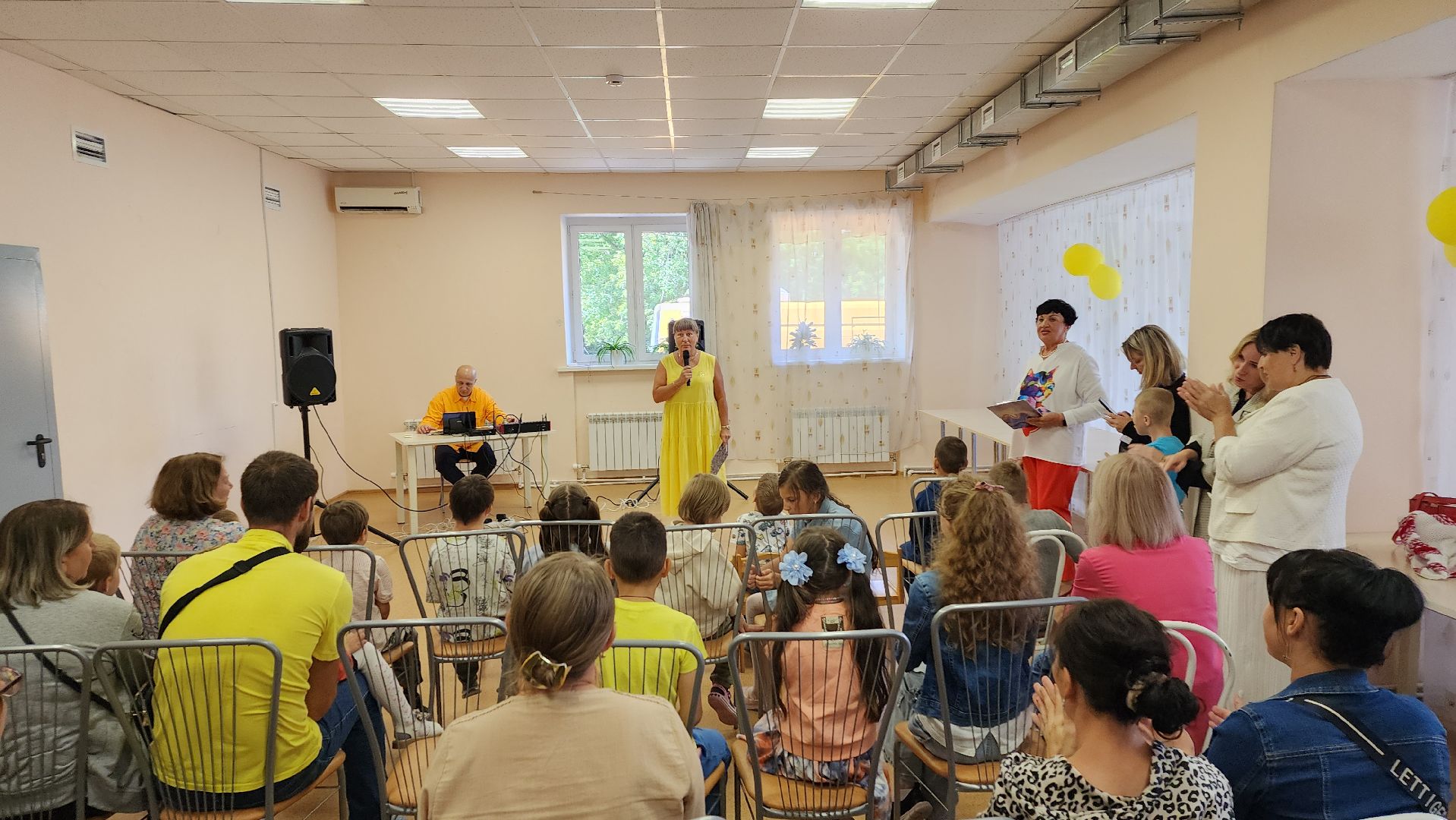 ивантеевка, медовый спас, театральная студия, дети, дети с овз, спектакль, песни, центр социального обслуживания,