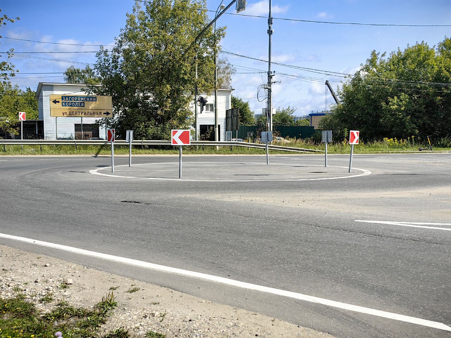 круговое движение, перекрёсток, дтп, автобусная остановка, автомобилисты, щёлково,