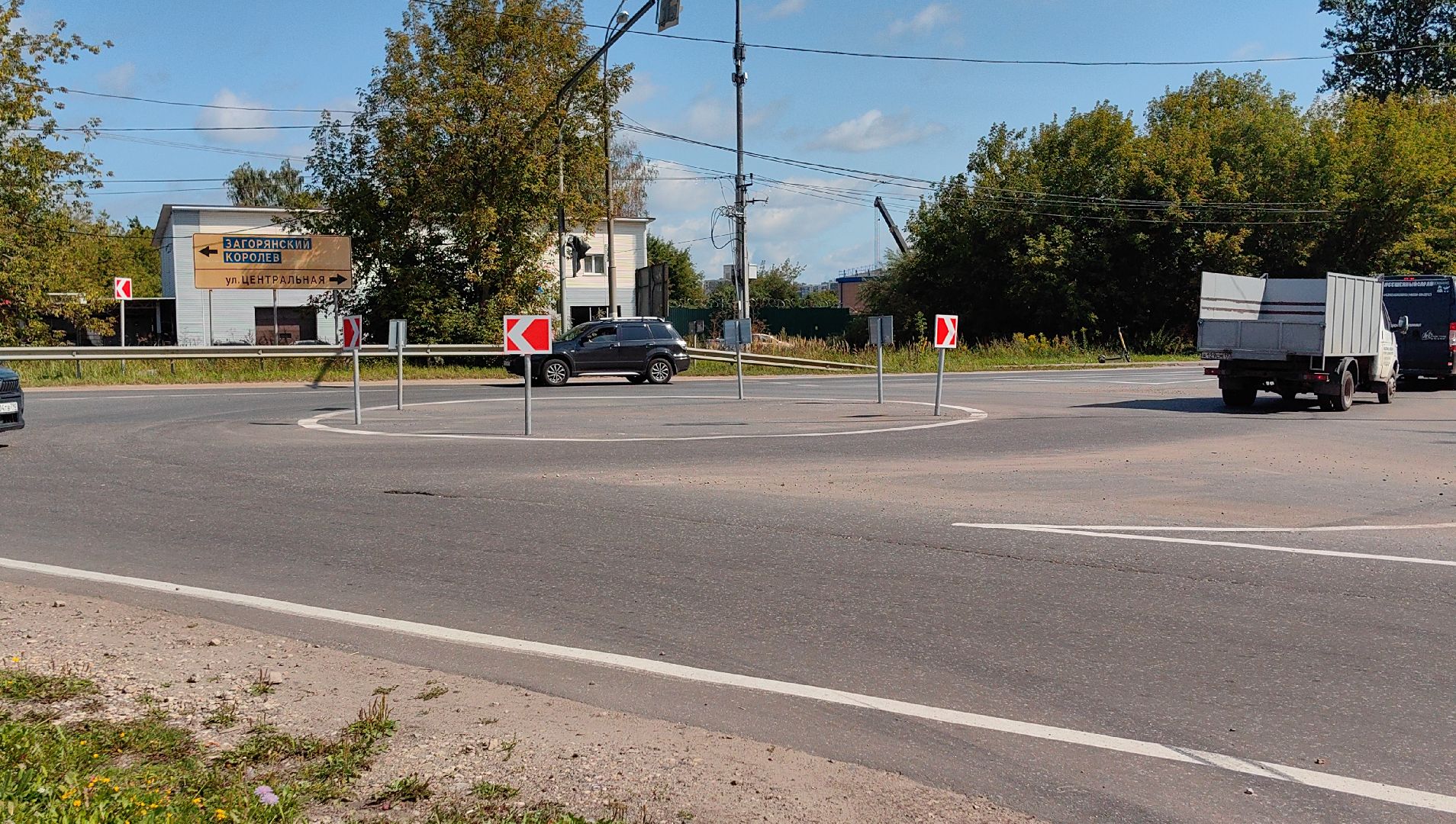 круговое движение, перекрёсток, дтп, автобусная остановка, автомобилисты, щёлково,