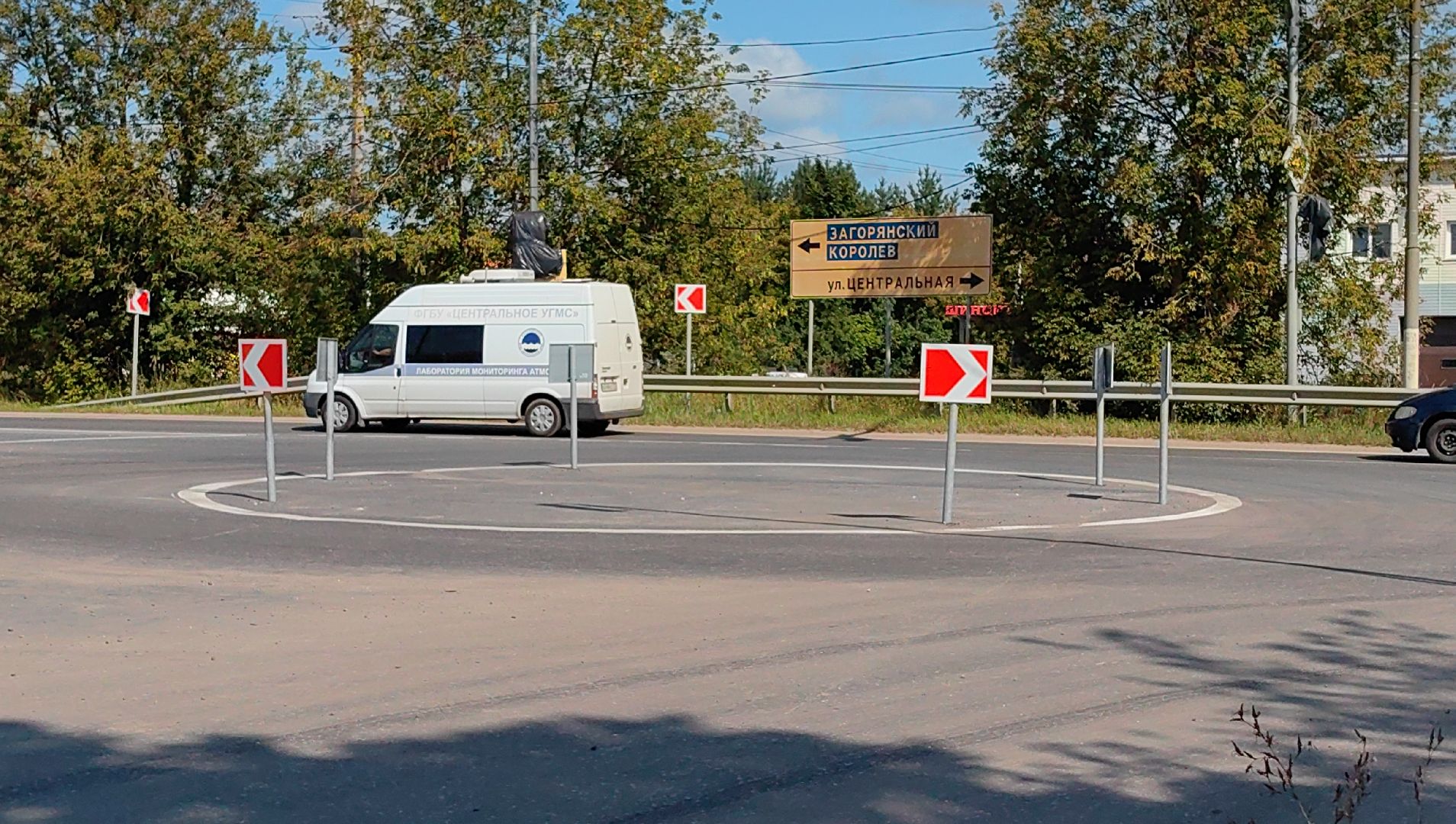 круговое движение, перекрёсток, дтп, автобусная остановка, автомобилисты, щёлково,