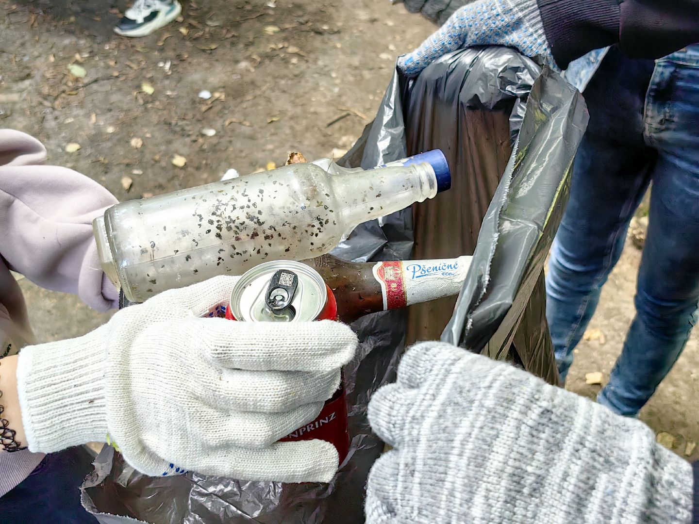 трудовые бригады, уборка территории, мешки мусора, подростки, прибрежные зоны, щёлково,