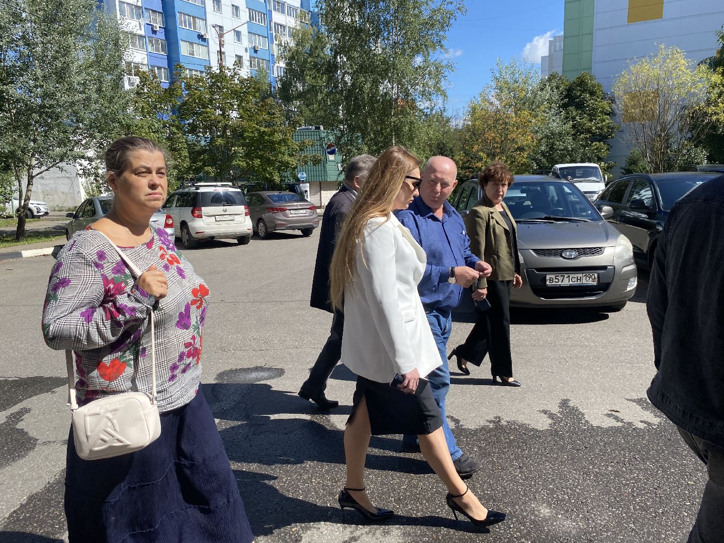 обход территории власиха, микрорайон заозерный власиха, власиха улица заозерная, благоустройство власиха, уборка территории,