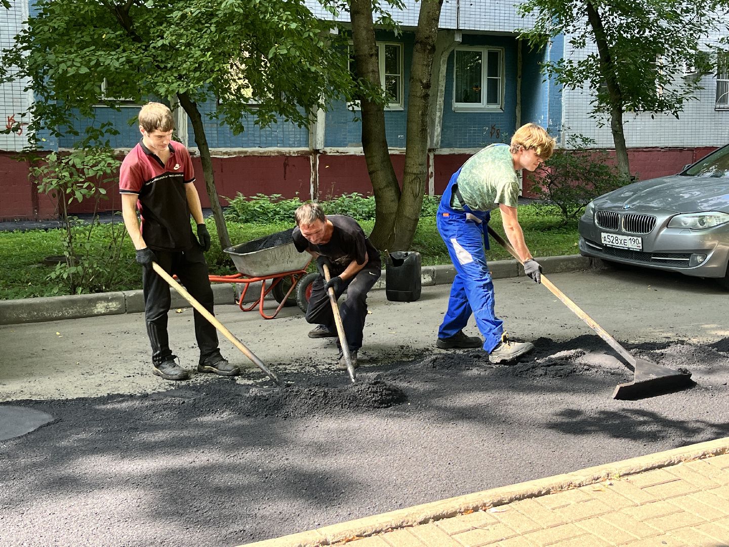 ямы, дорога жизни, дороги, ремонт, ремонт автомобильных дорог, ямы на дорогах, ямочный ремонт, ямочный ремонт дорог,