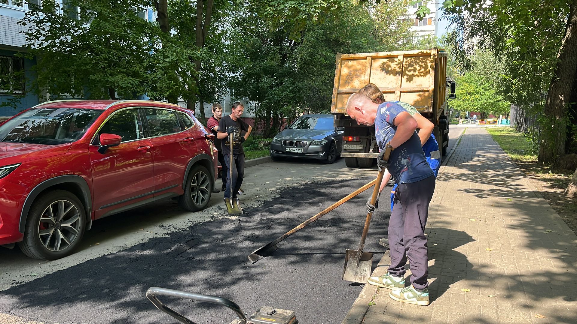 ямы, дорога жизни, дороги, ремонт, ремонт автомобильных дорог, ямы на дорогах, ямочный ремонт, ямочный ремонт дорог,