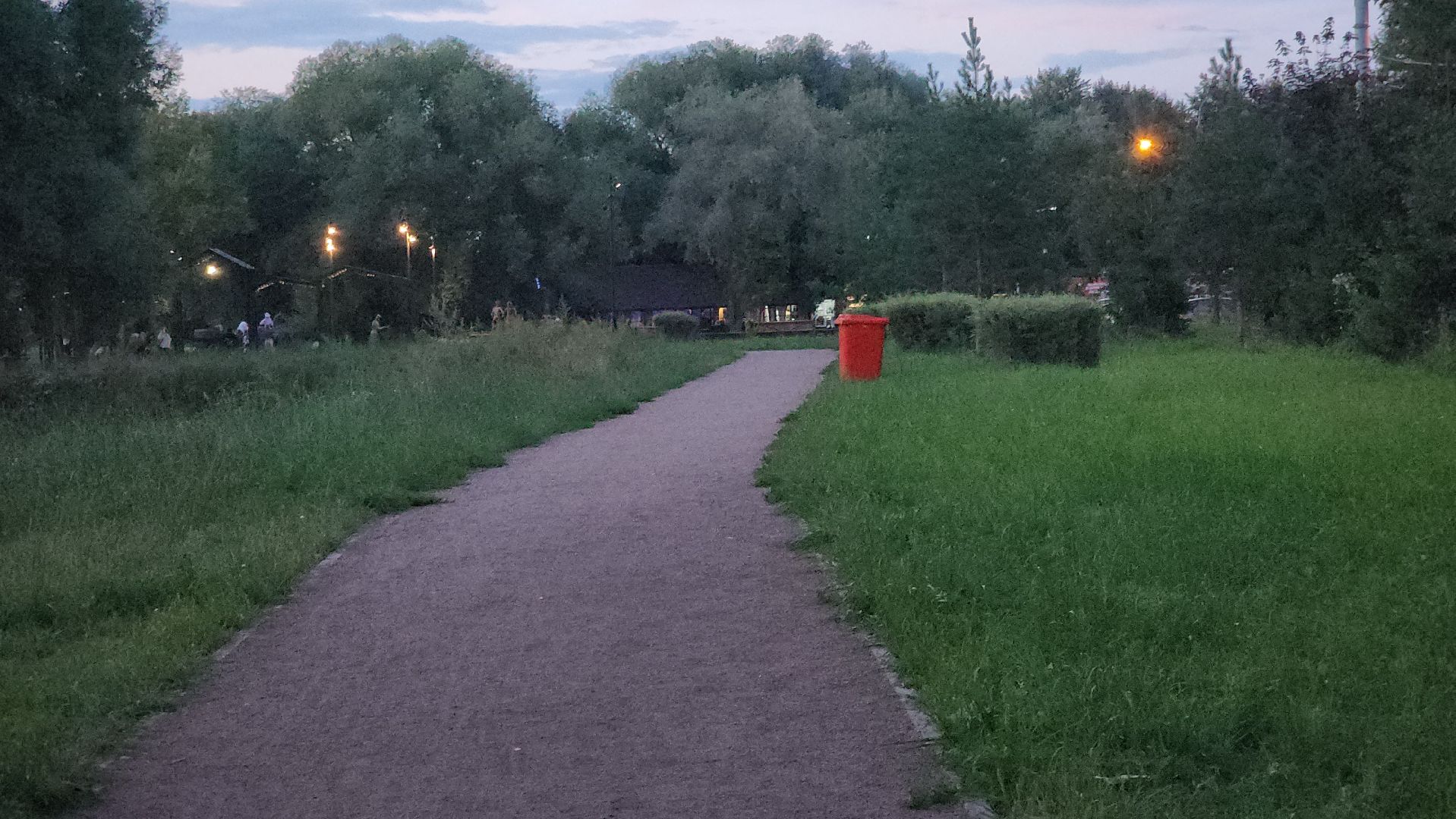 долгопрудный, центральный парк, урны, пешеходная дорожка, волейбол,