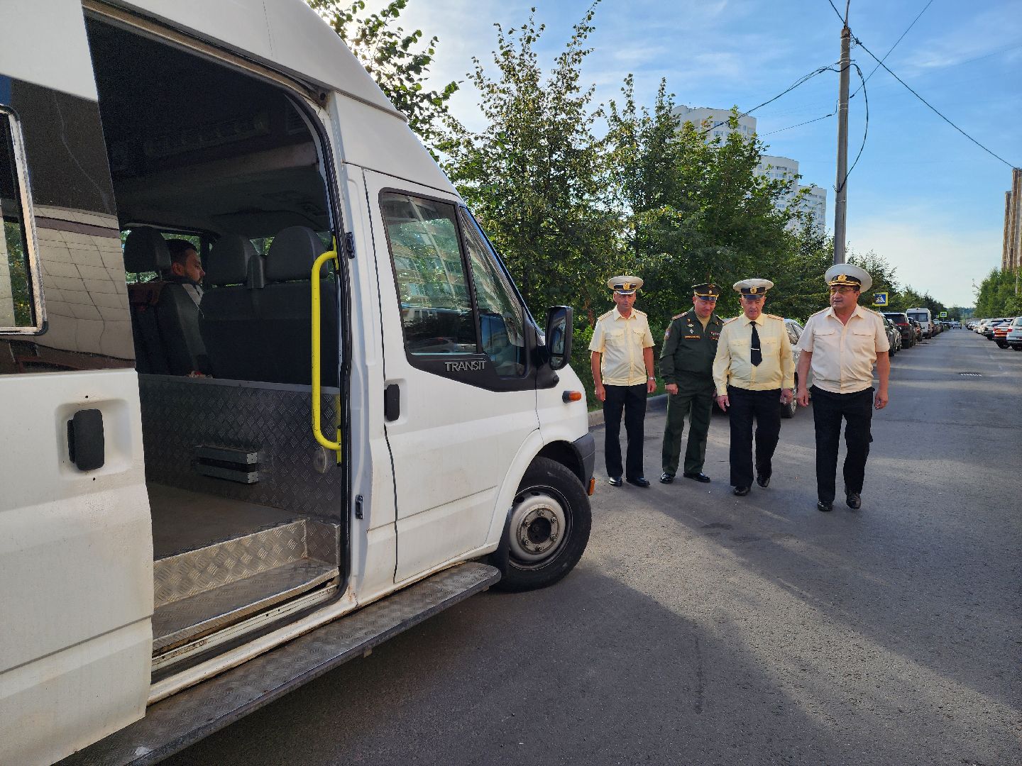 Подольск, Ветераны Вооружнных сил РФ, Летчик-испытатель, Куимов,возложение цветов,