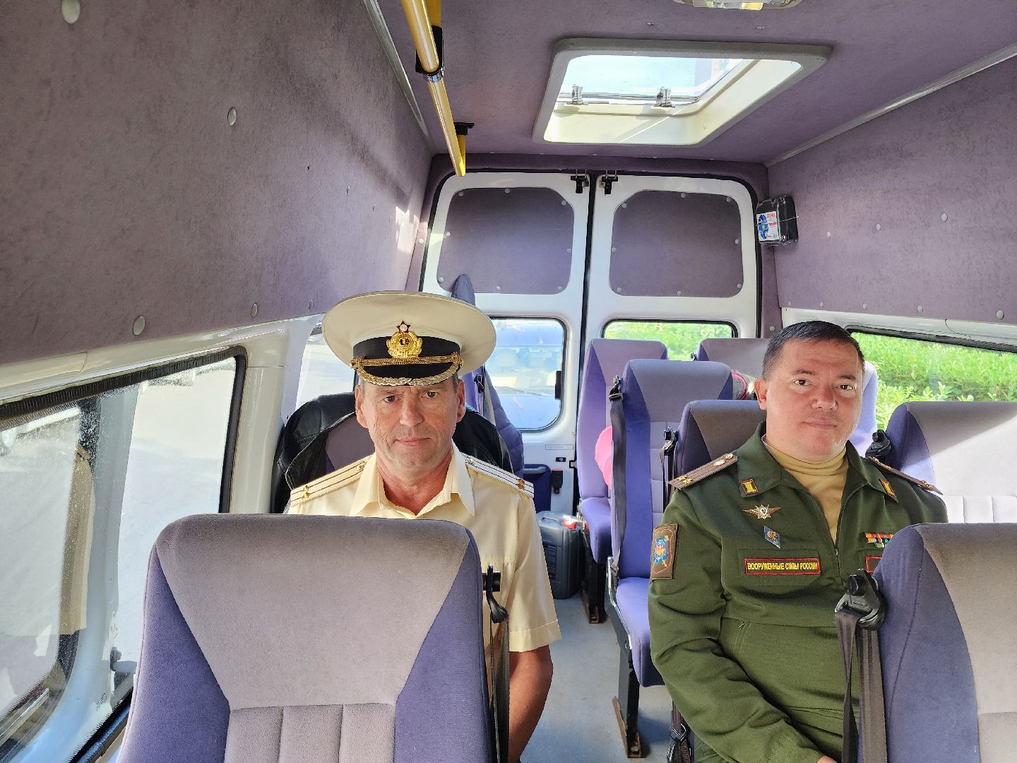 Подольск, Ветераны Вооружнных сил РФ, Летчик-испытатель, Куимов,возложение цветов,