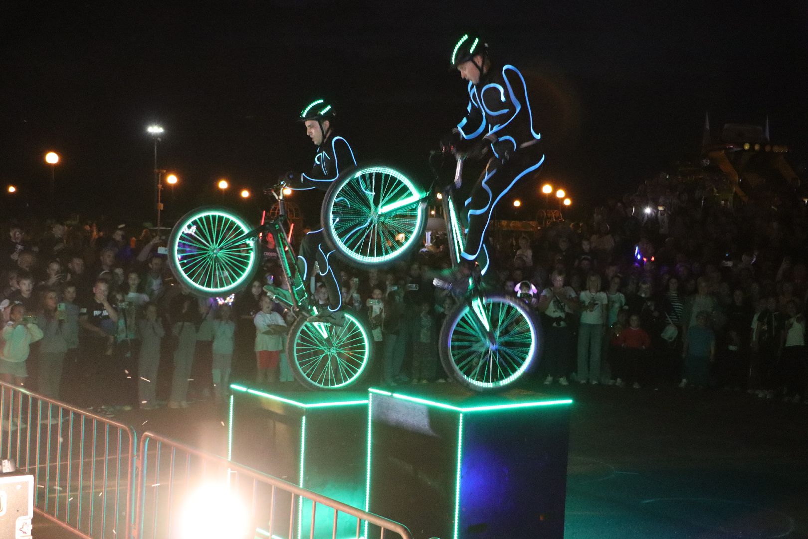 День города, серебряные пруды, 100 лет серебряно-прудскому району, парк серебряный,