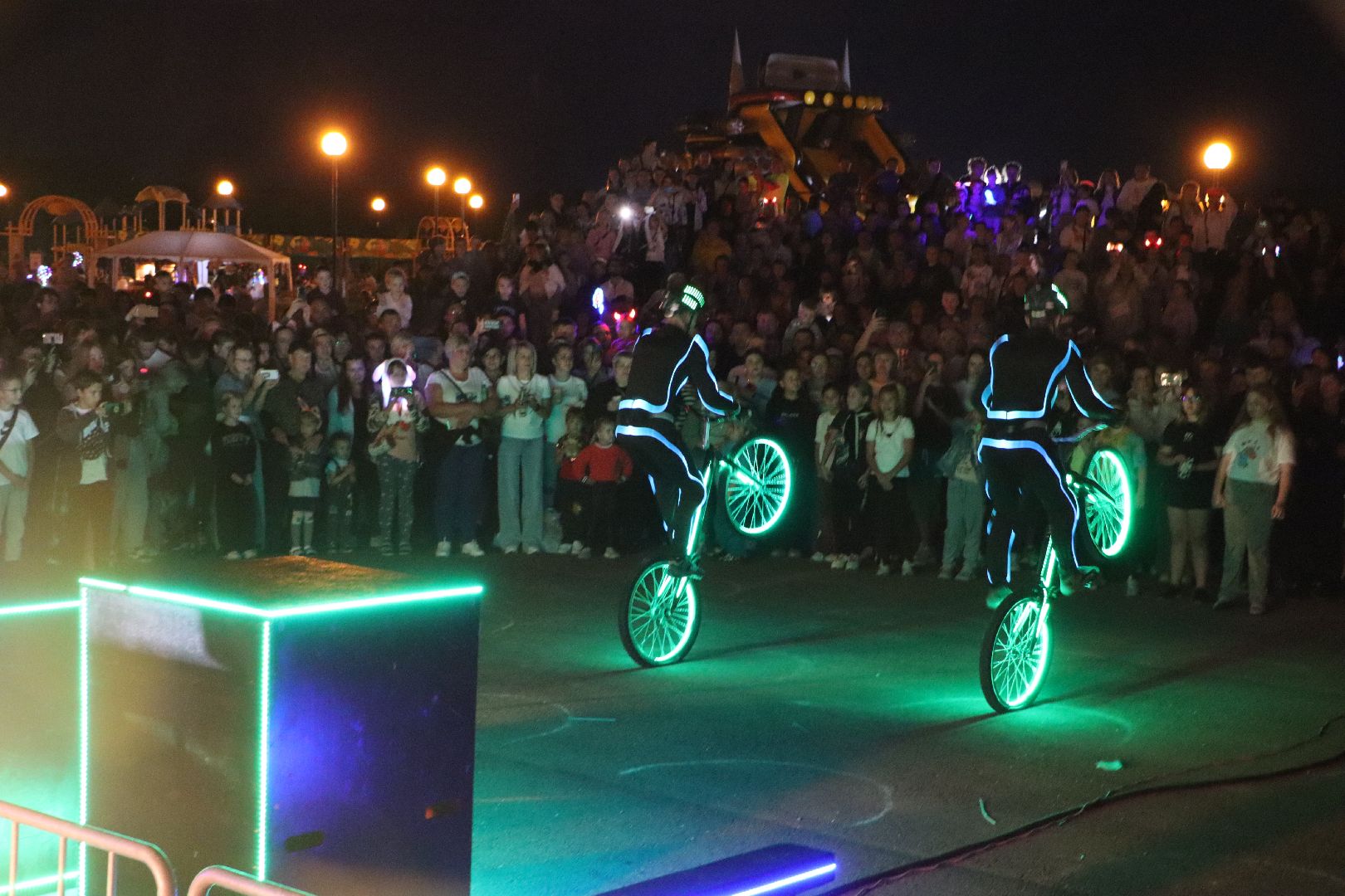 День города, серебряные пруды, 100 лет серебряно-прудскому району, парк серебряный,
