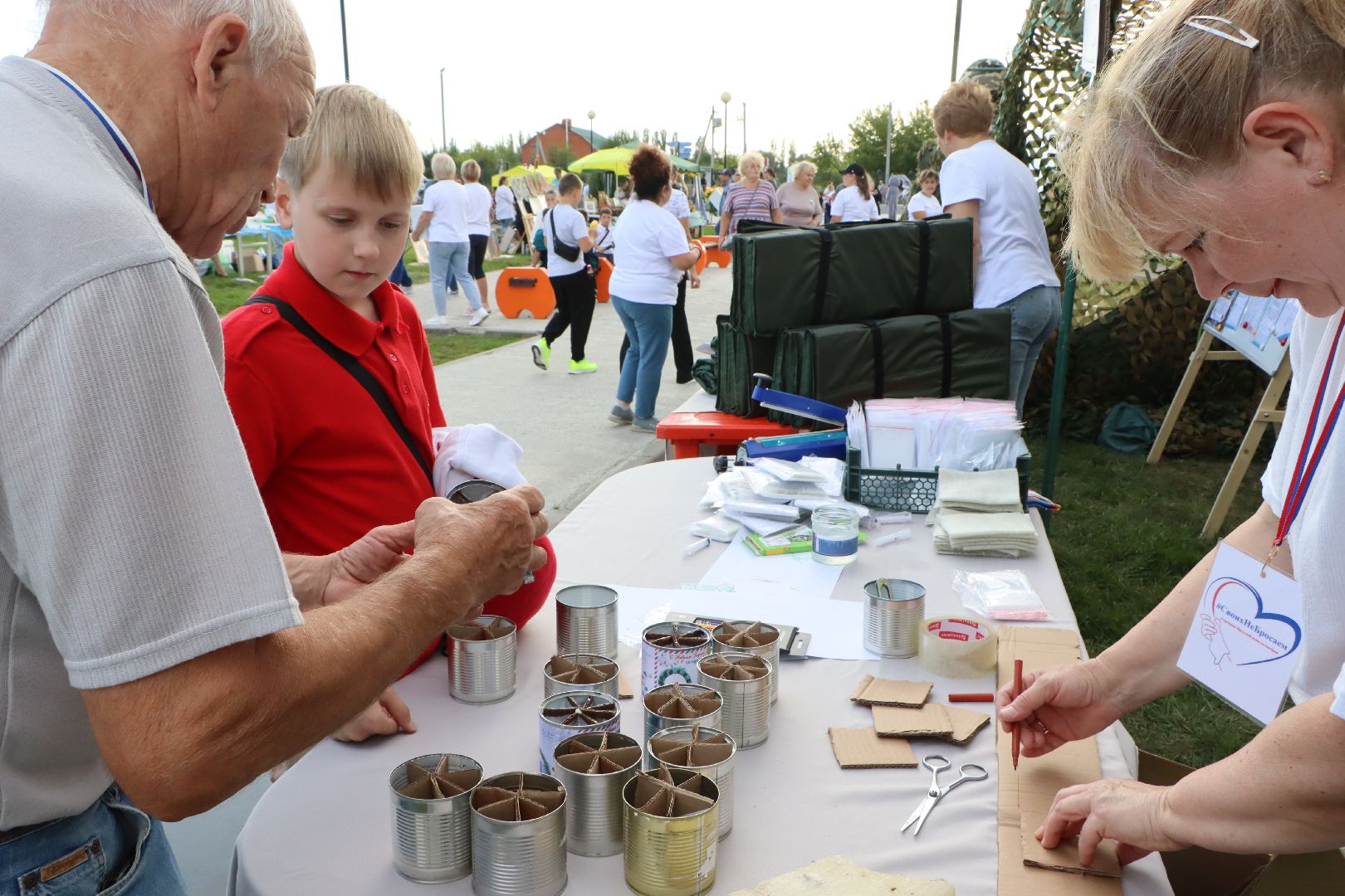 серебряные пруды, 100 лет серебряно-прудскому району, день города 2024, парк серебряный, волонтерский центр, своихнебросаем, помощь фронту,