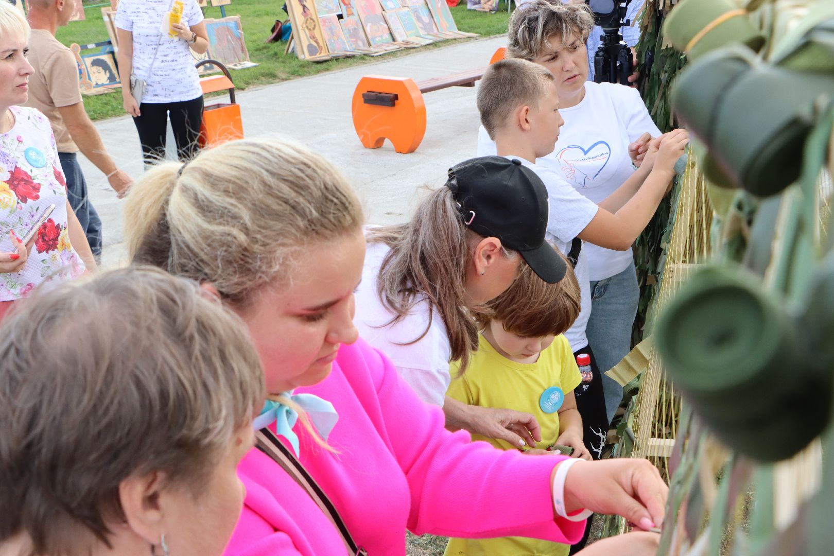 серебряные пруды, 100 лет серебряно-прудскому району, день города 2024, парк серебряный, волонтерский центр, своихнебросаем, помощь фронту,