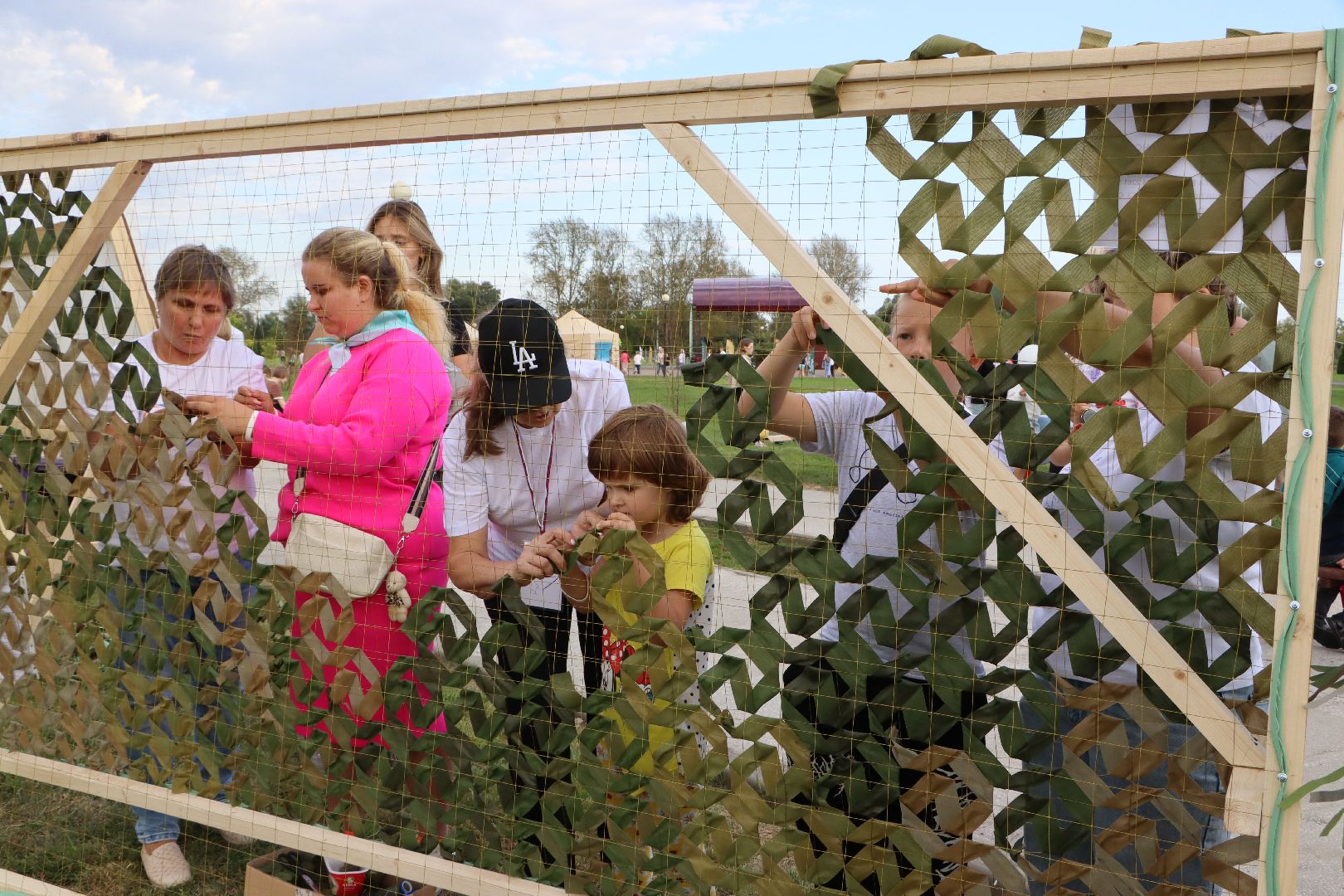 серебряные пруды, 100 лет серебряно-прудскому району, день города 2024, парк серебряный, волонтерский центр, своихнебросаем, помощь фронту,