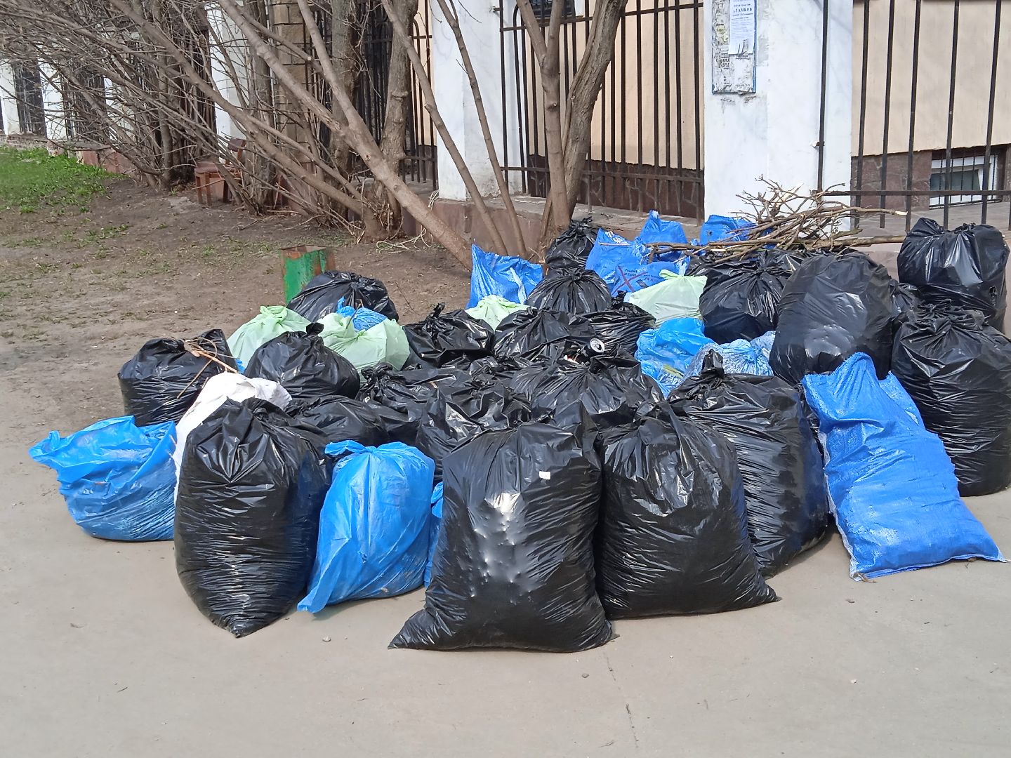 субботник, храм, Космо-Дамианский, уборка, территории, Жуковский