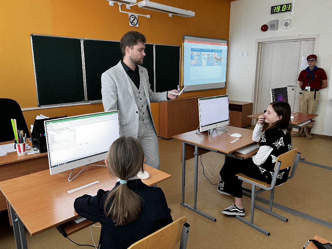 Можайск, общество