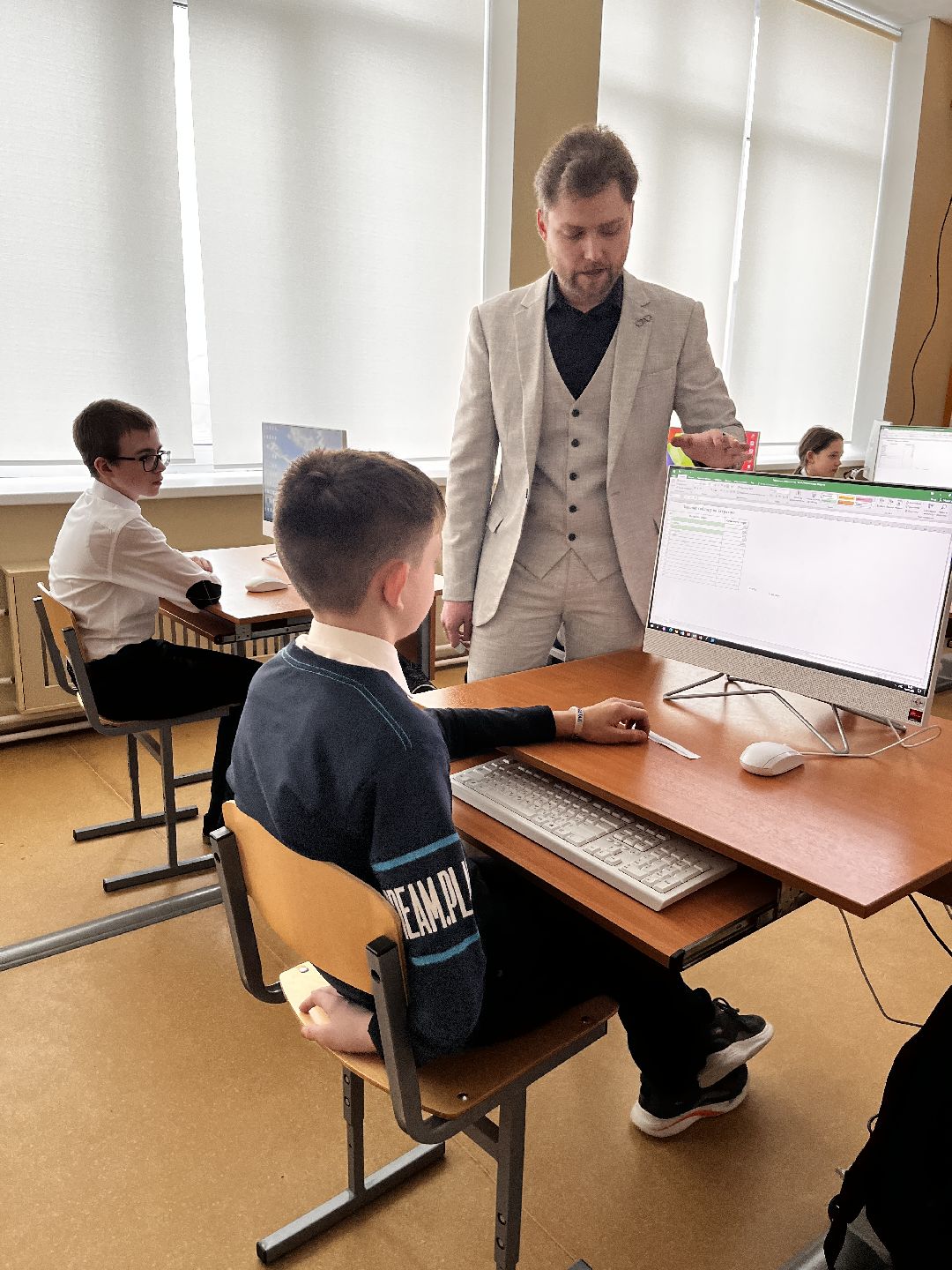 Можайск, общество