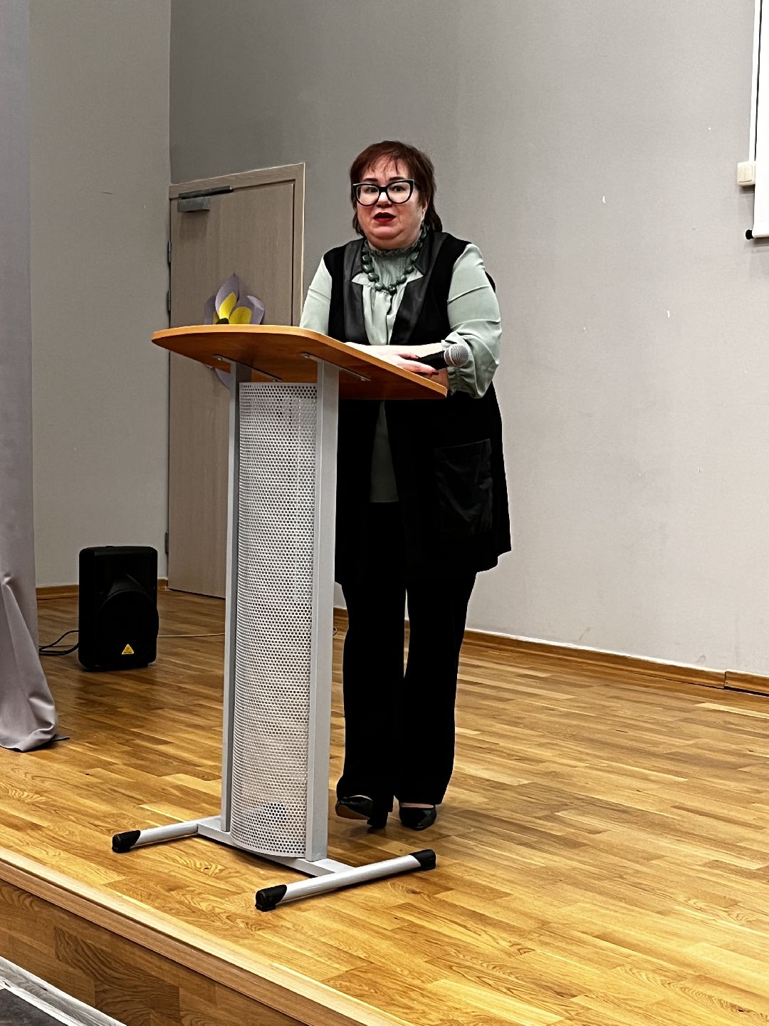 Можайск, общество