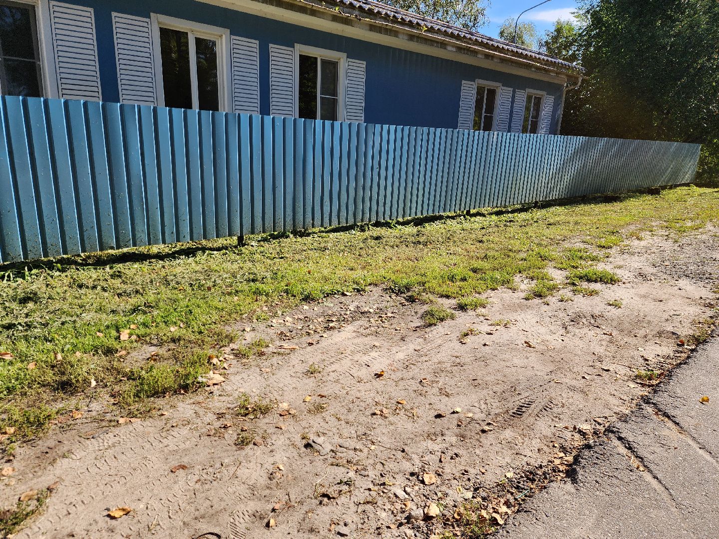 Деревня Тимохово, Жители, Общество, Дороги, Власть,