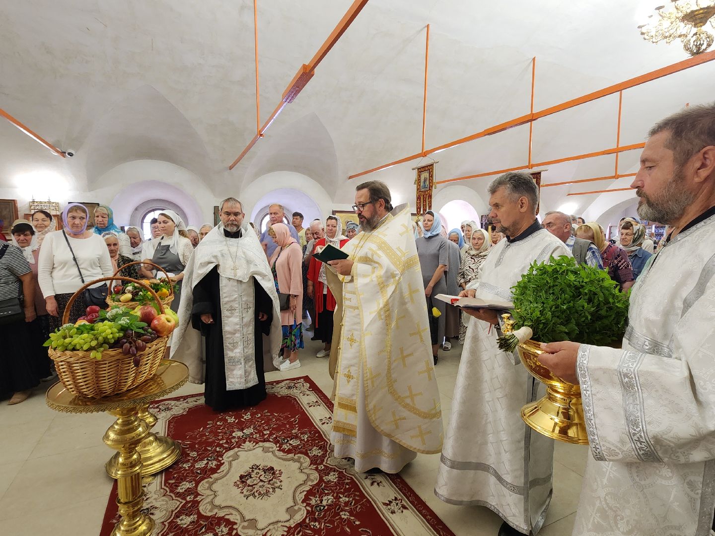 церковный праздник, яблочный спас,