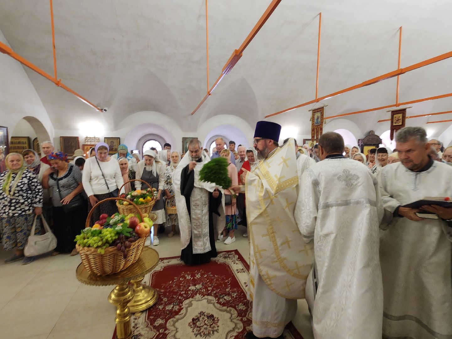 церковный праздник, яблочный спас,