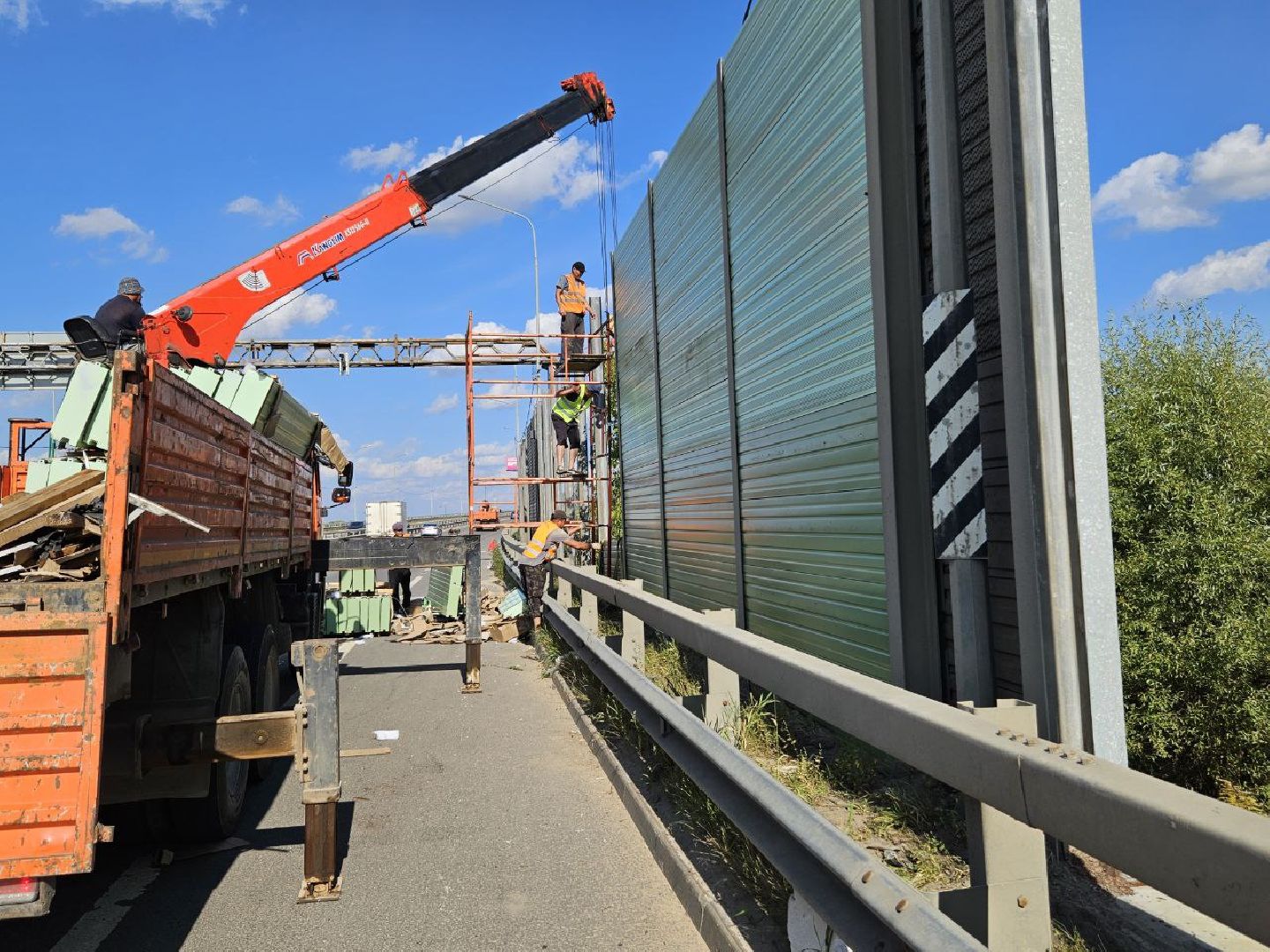 шумозащитные экраны, дорога, трасса, м-5 урал,