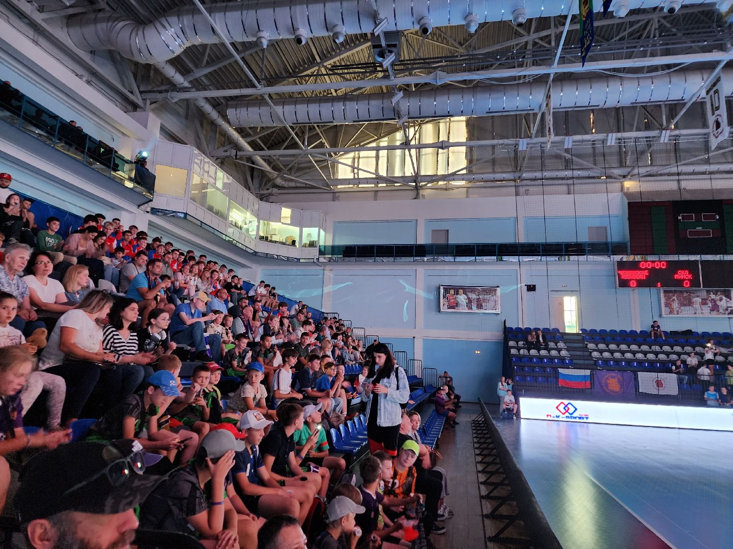 Чехов, дворец спорта Олимпийский, международный турнир по гандболу, Кубок губернатора Московской области, Чеховские медведи, победители, призеры,