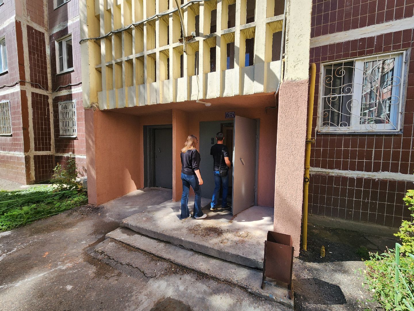 серпухов, жкх, рисунок в подъезде, Лучший подъезд Подмосковья, управляющая компания,