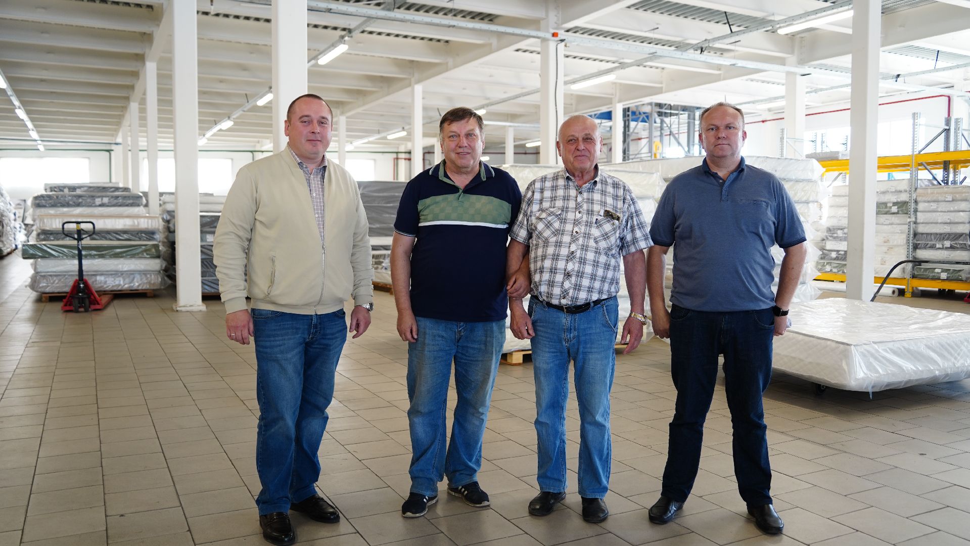 Курская область, помощь, гумпомощь, Большая Шатура, фабрика матрасов,