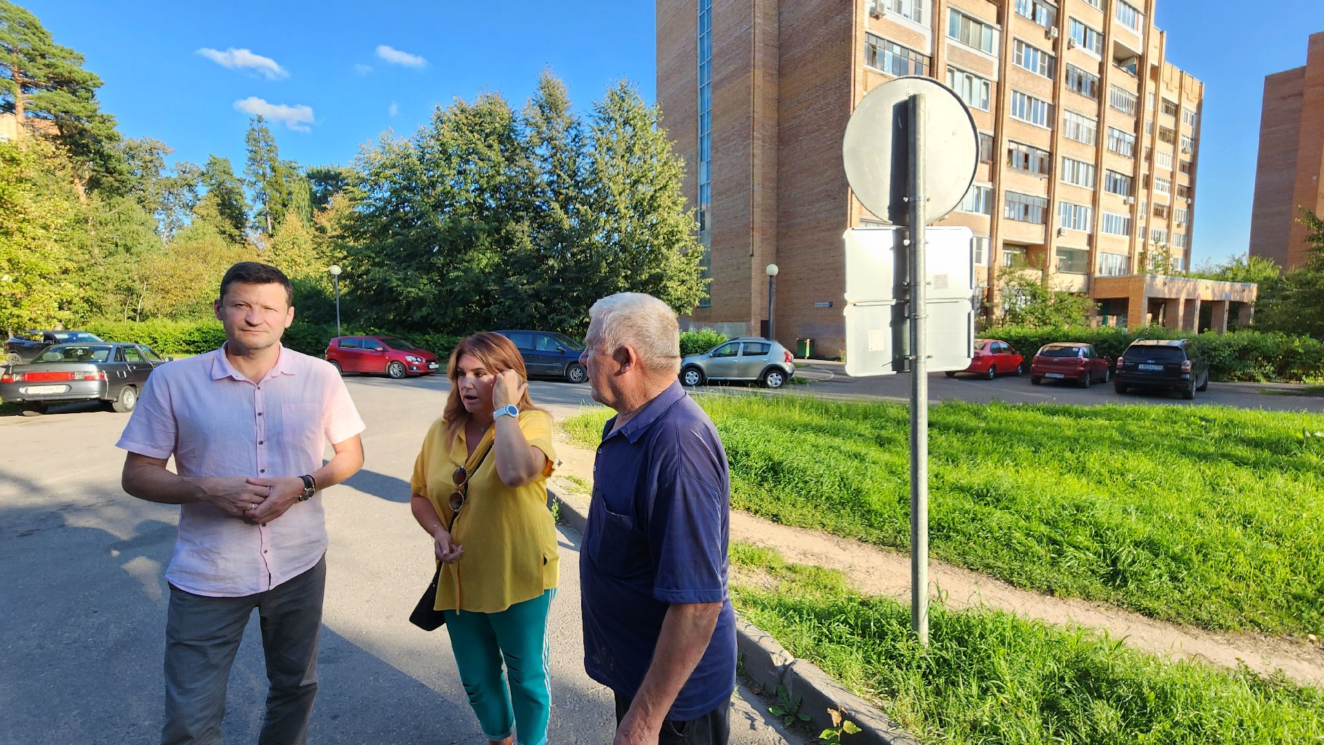 запрещающие знаки, чуткая власть, встреча с жителями, решение проблемы, протвино, серпухов,