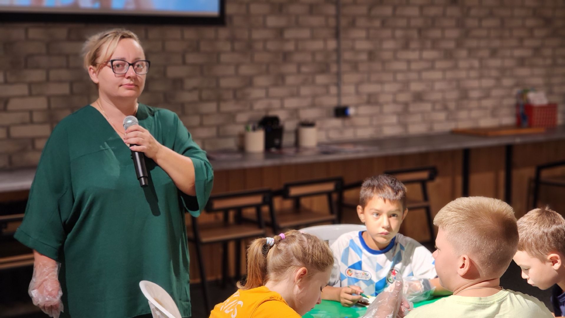 акция, цми, беслан, дворец молодежи, дети,