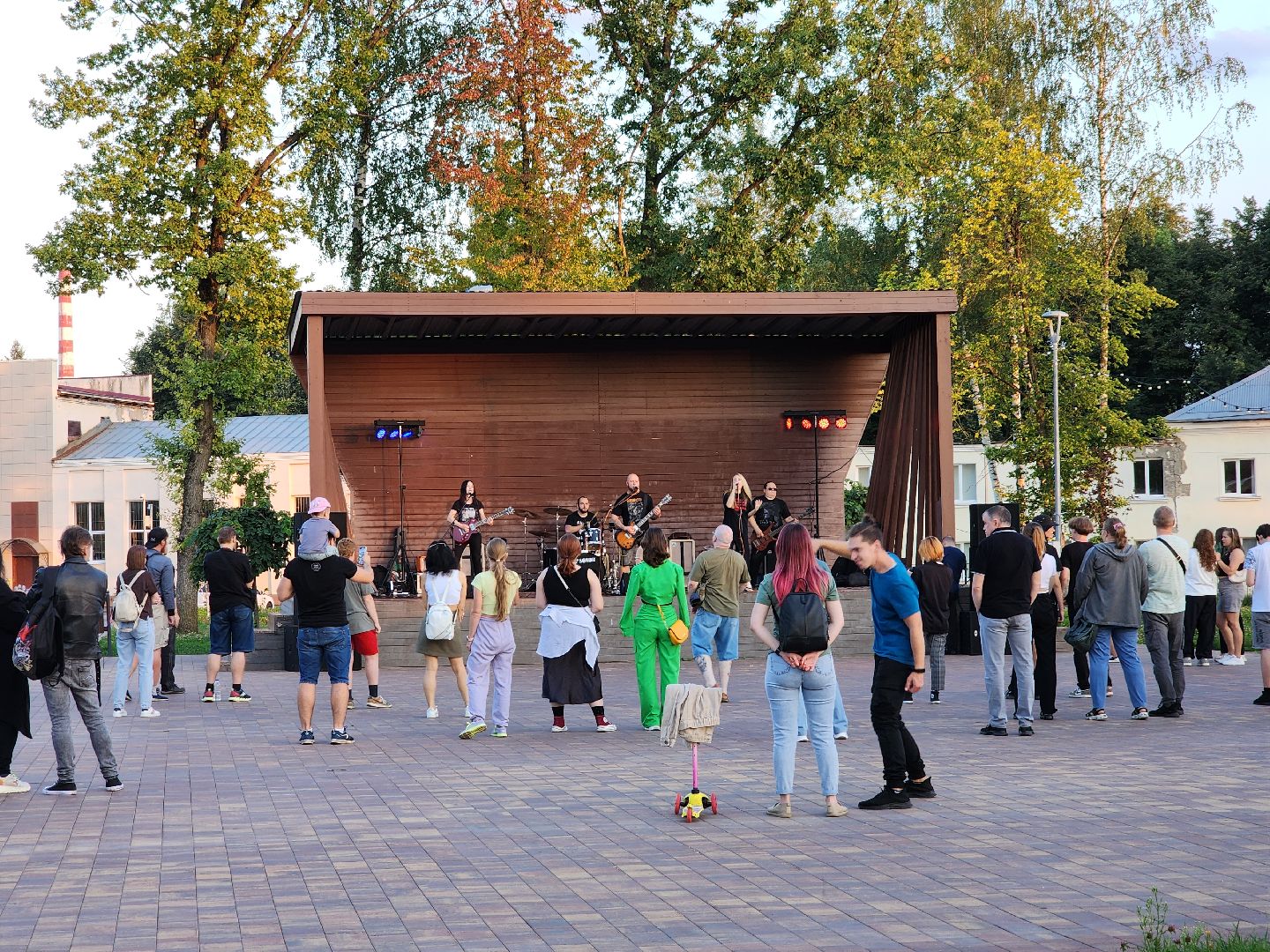 электросталь, культура, рок-группа, рок-концерт, парк, парк восточный,