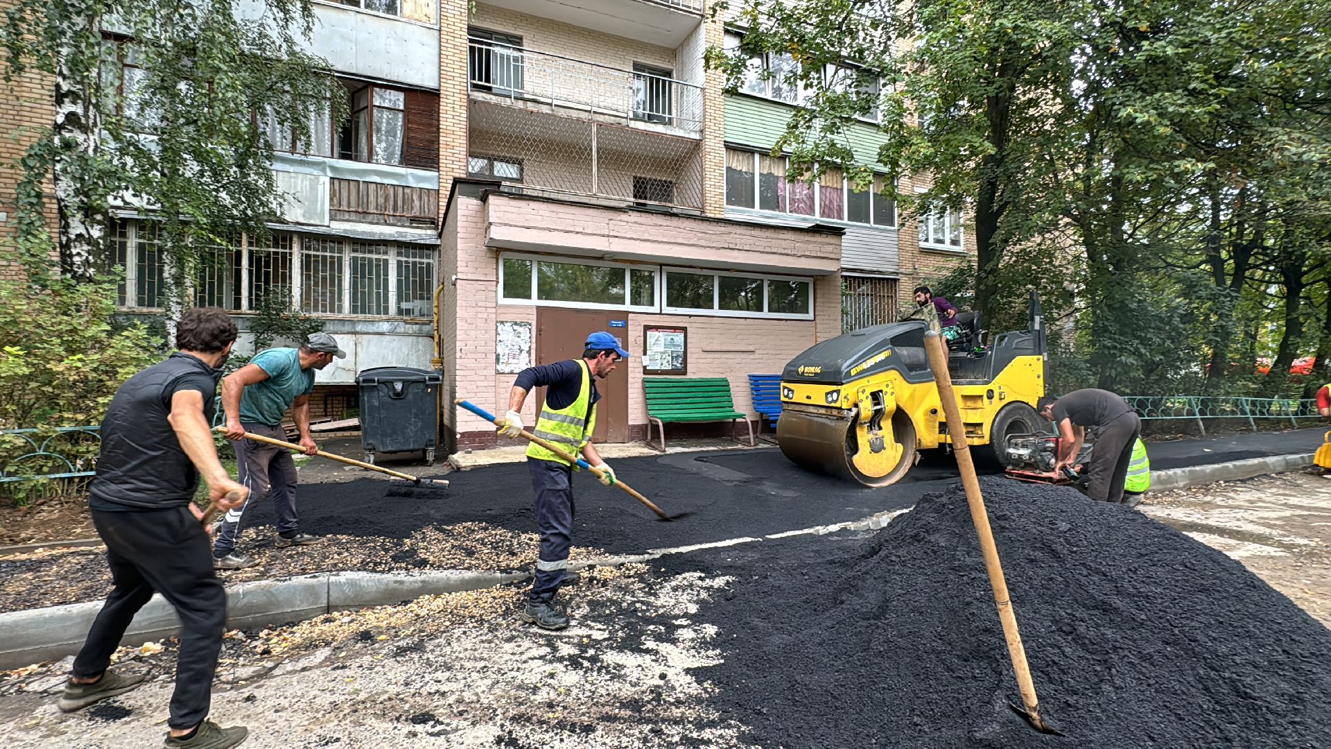 Благоустройство дворов в Одинцово, комплексное благоустройство, Ремонт тротуаров,