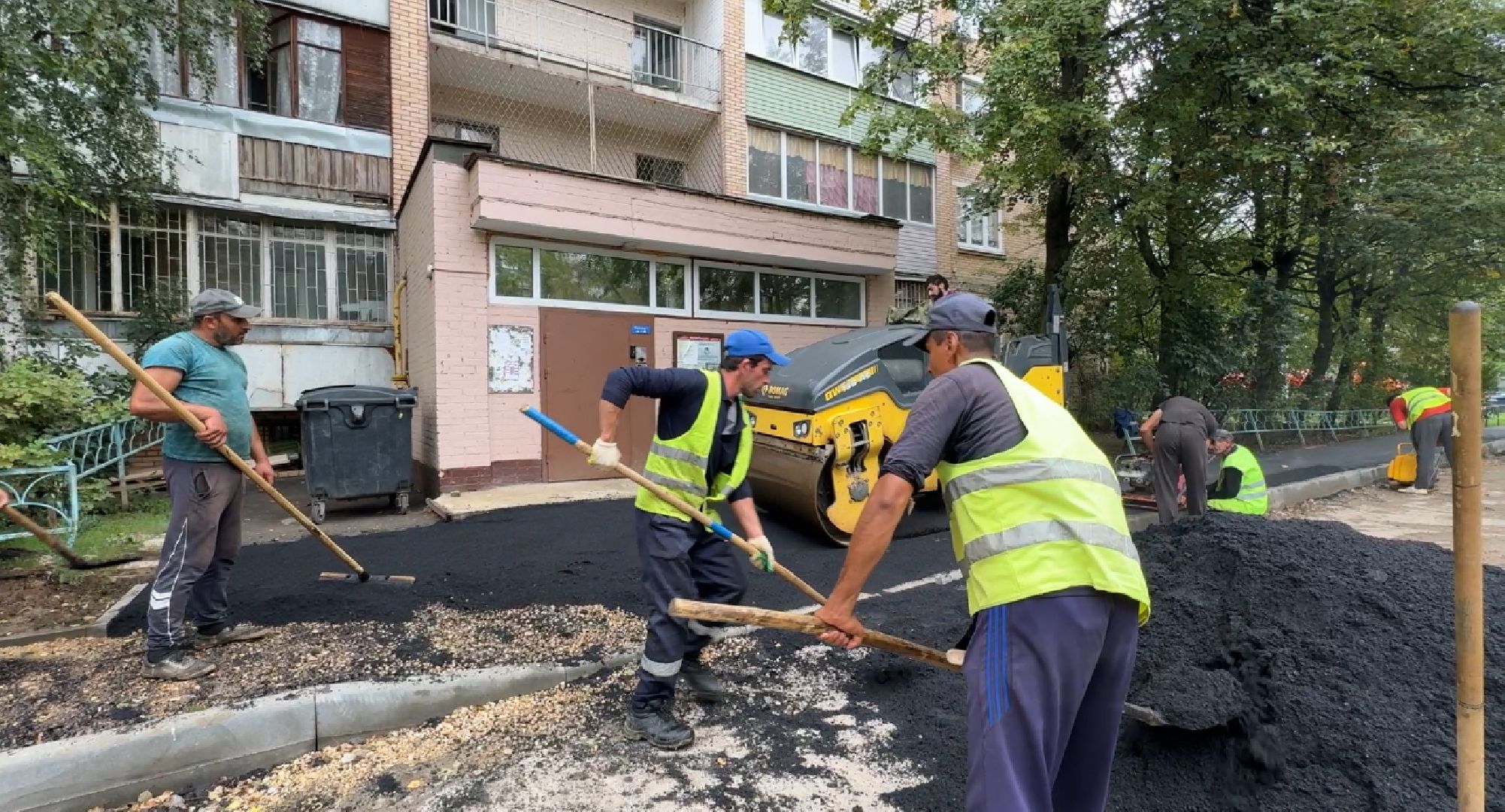 Благоустройство дворов в Одинцово, комплексное благоустройство, Ремонт тротуаров,