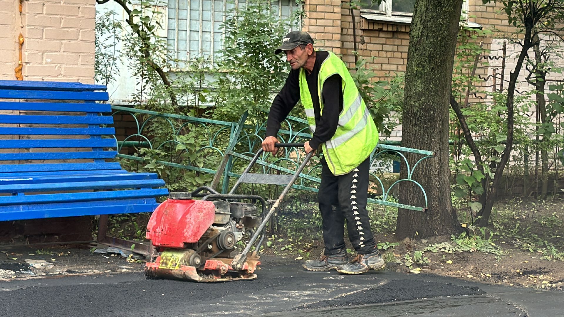 Благоустройство дворов в Одинцово, комплексное благоустройство, Ремонт тротуаров,
