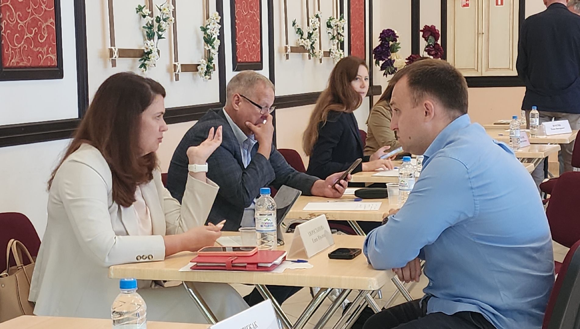 Каринское, Звенигород, выездная администрация, культура, образование,