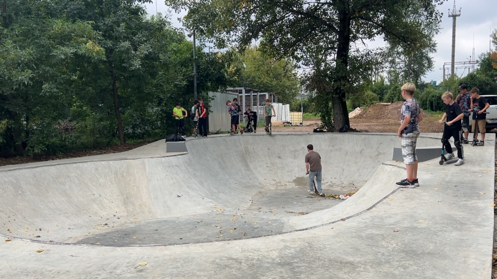 химки, сквер, благоустройство, активный отдых, скейт площадка, памп трек,
