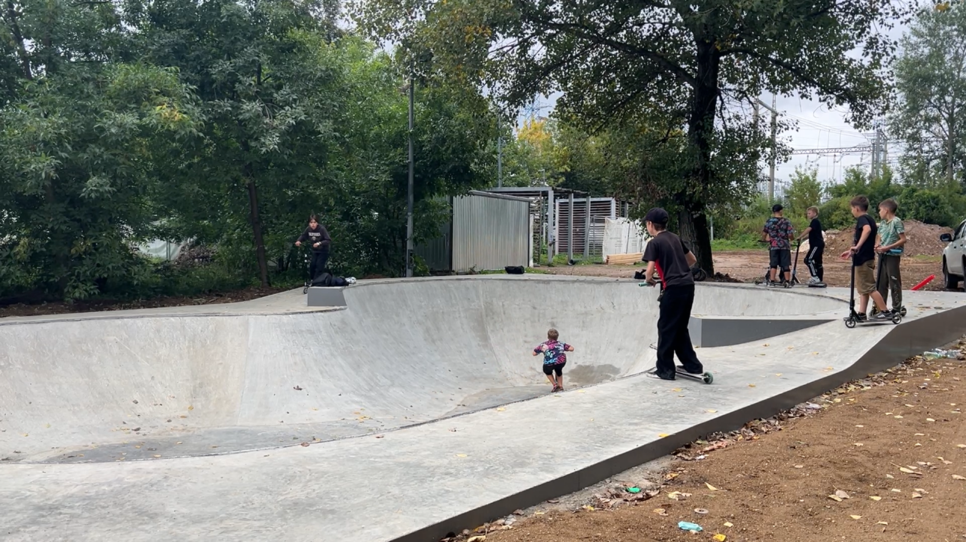 химки, сквер, благоустройство, активный отдых, скейт площадка, памп трек,
