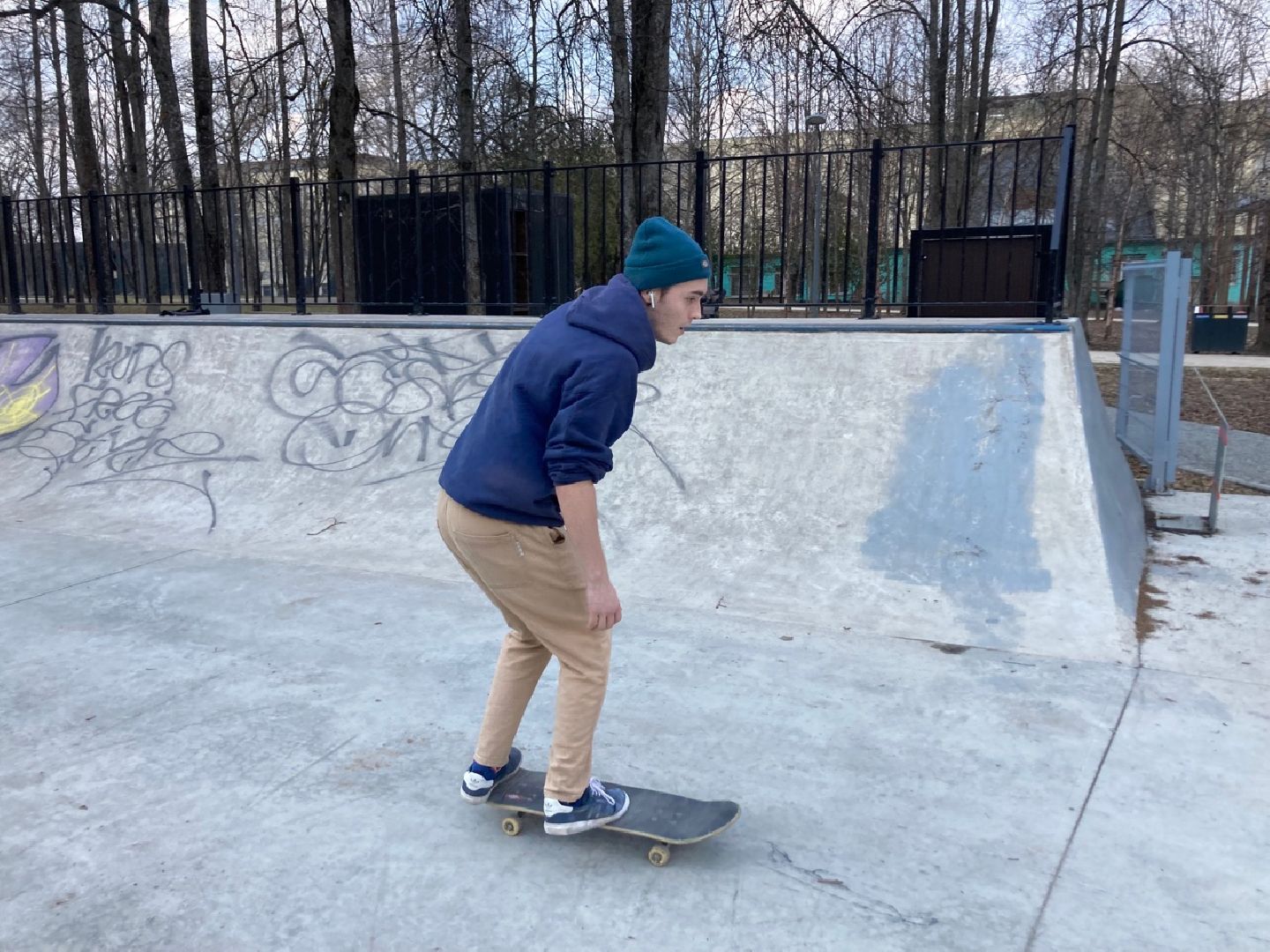 Солнечногорск, весна, скейт-парк, финты, молодежь