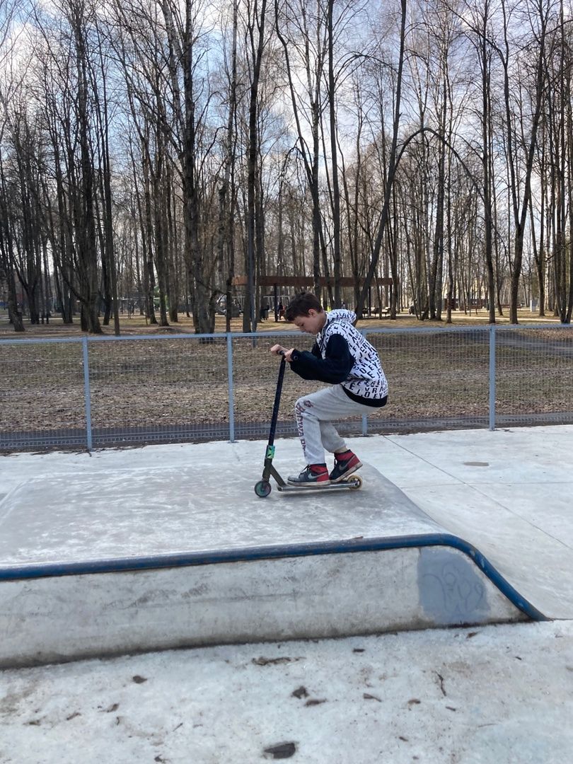 Солнечногорск, весна, скейт-парк, финты, молодежь