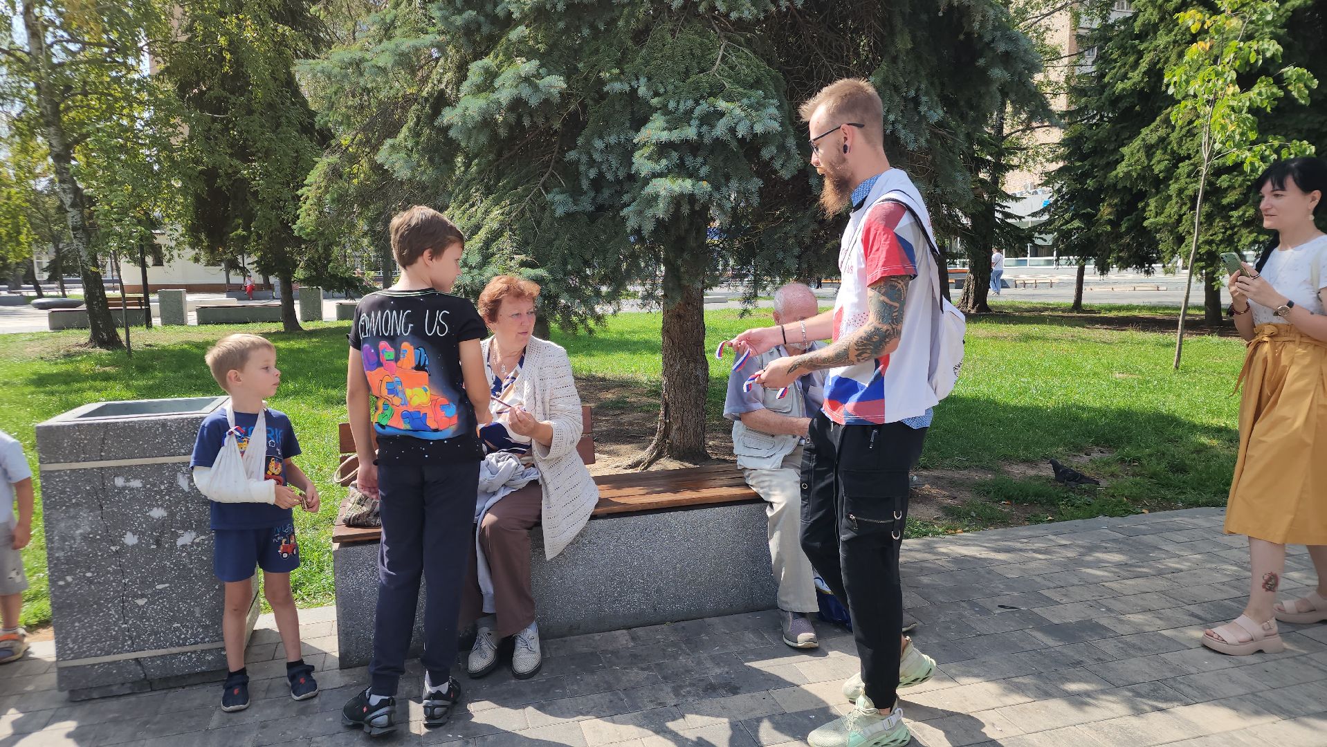 российский триколор, ступино, волонтеры подмосковья,