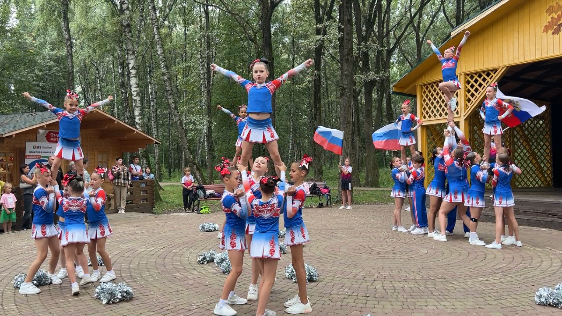 химки, общество, день государственного флага россии, парк, праздник,